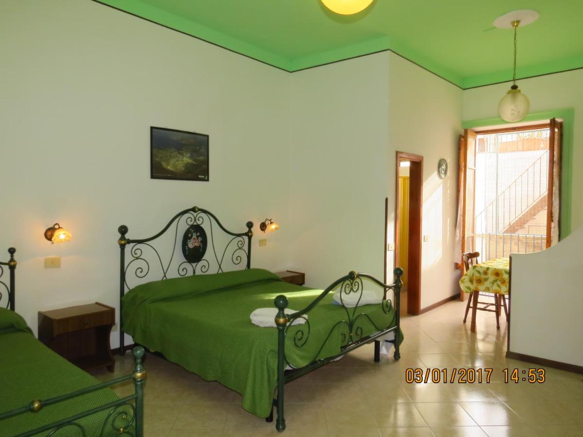 Casa Vittorio B&B Lipari  Bagian luar foto