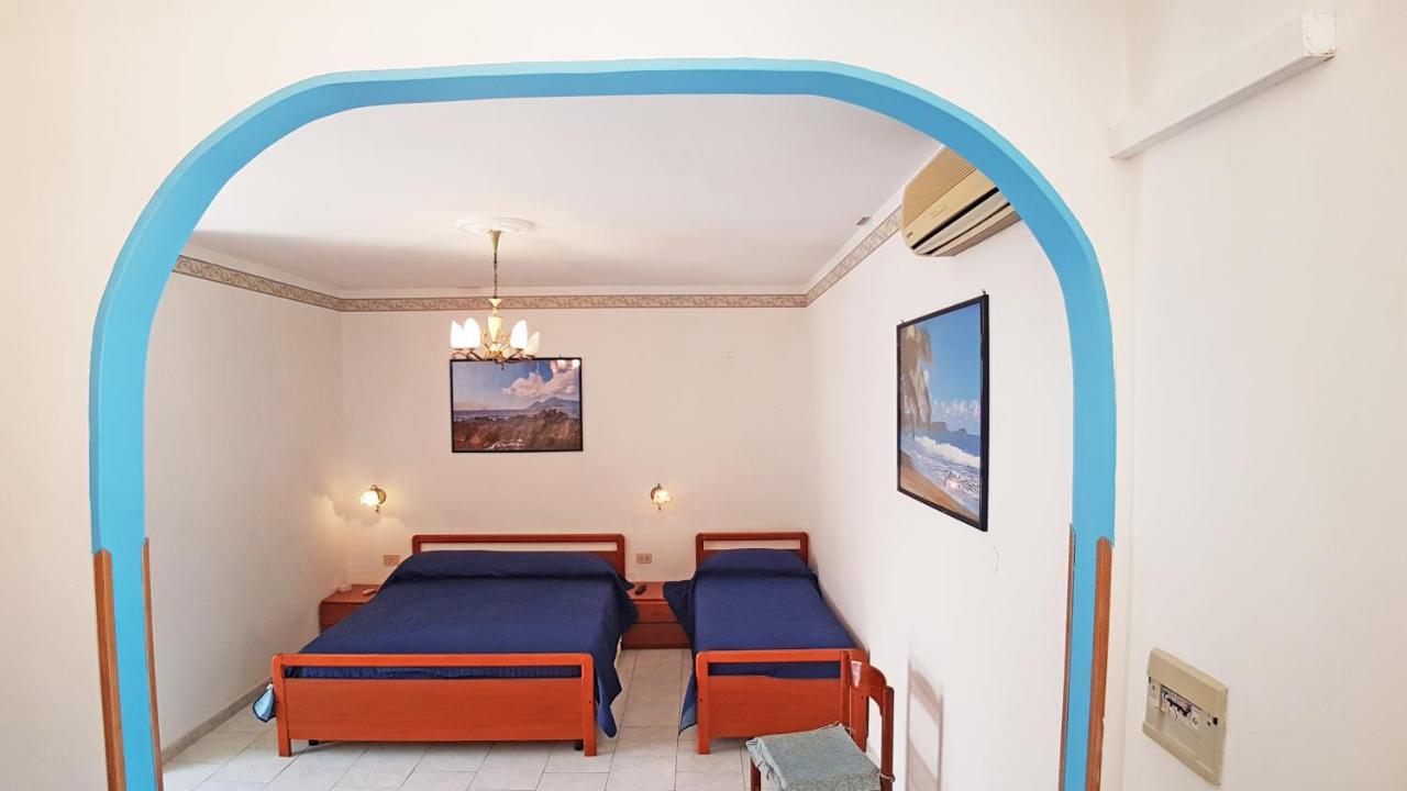 Casa Vittorio B&B Lipari  Bagian luar foto