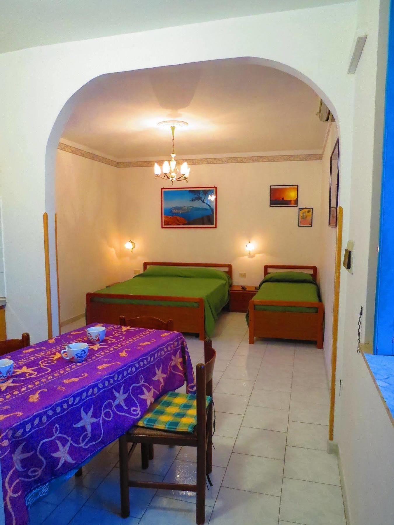 Casa Vittorio B&B Lipari  Bagian luar foto