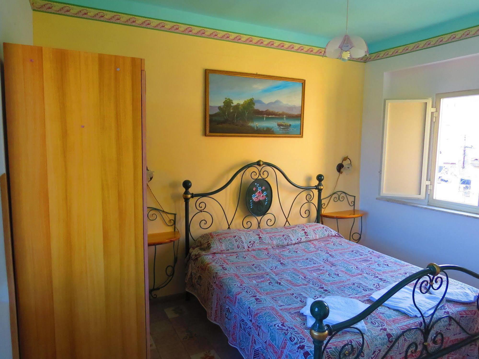 Casa Vittorio B&B Lipari  Bagian luar foto