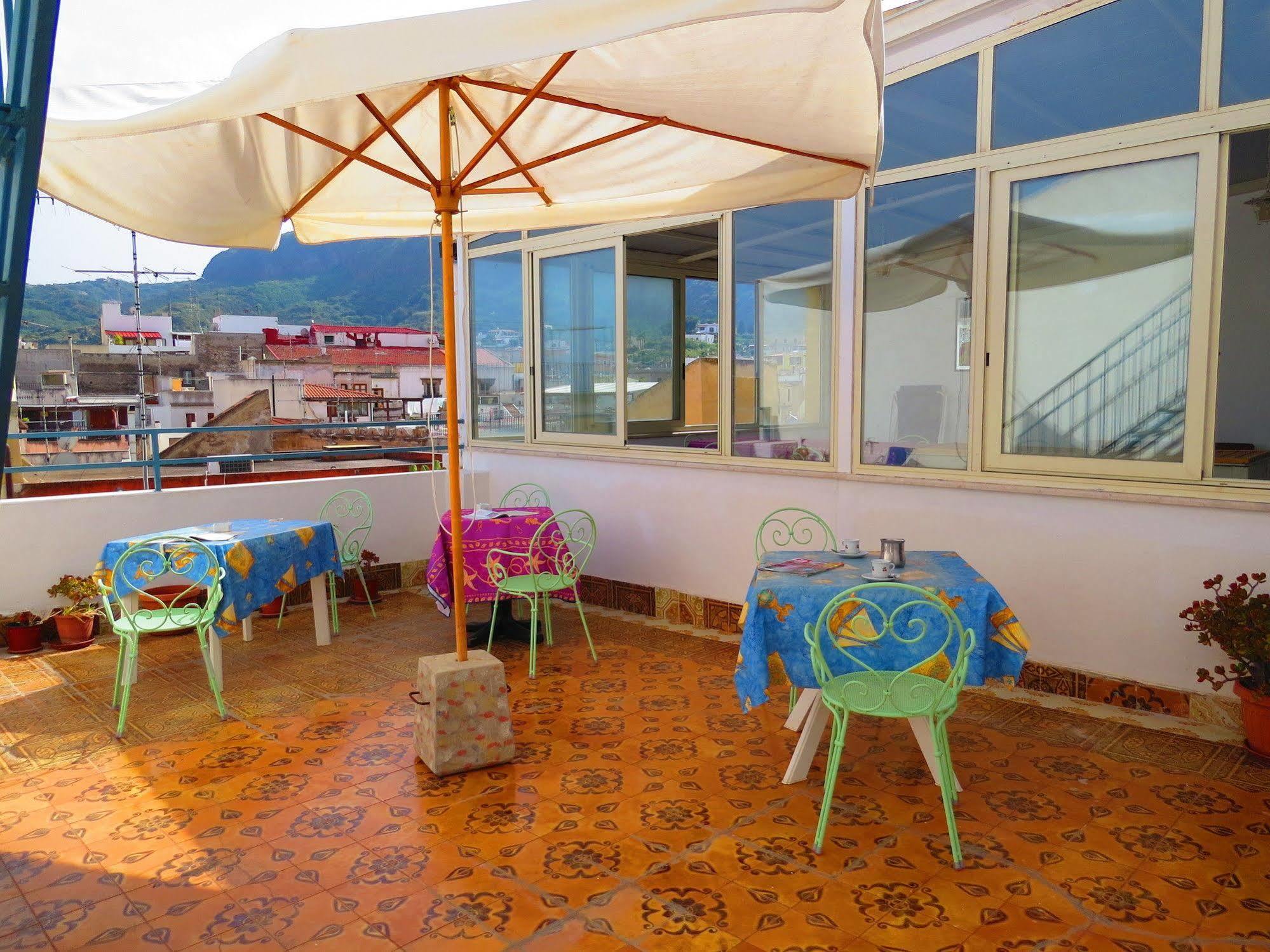 Casa Vittorio B&B Lipari  Bagian luar foto