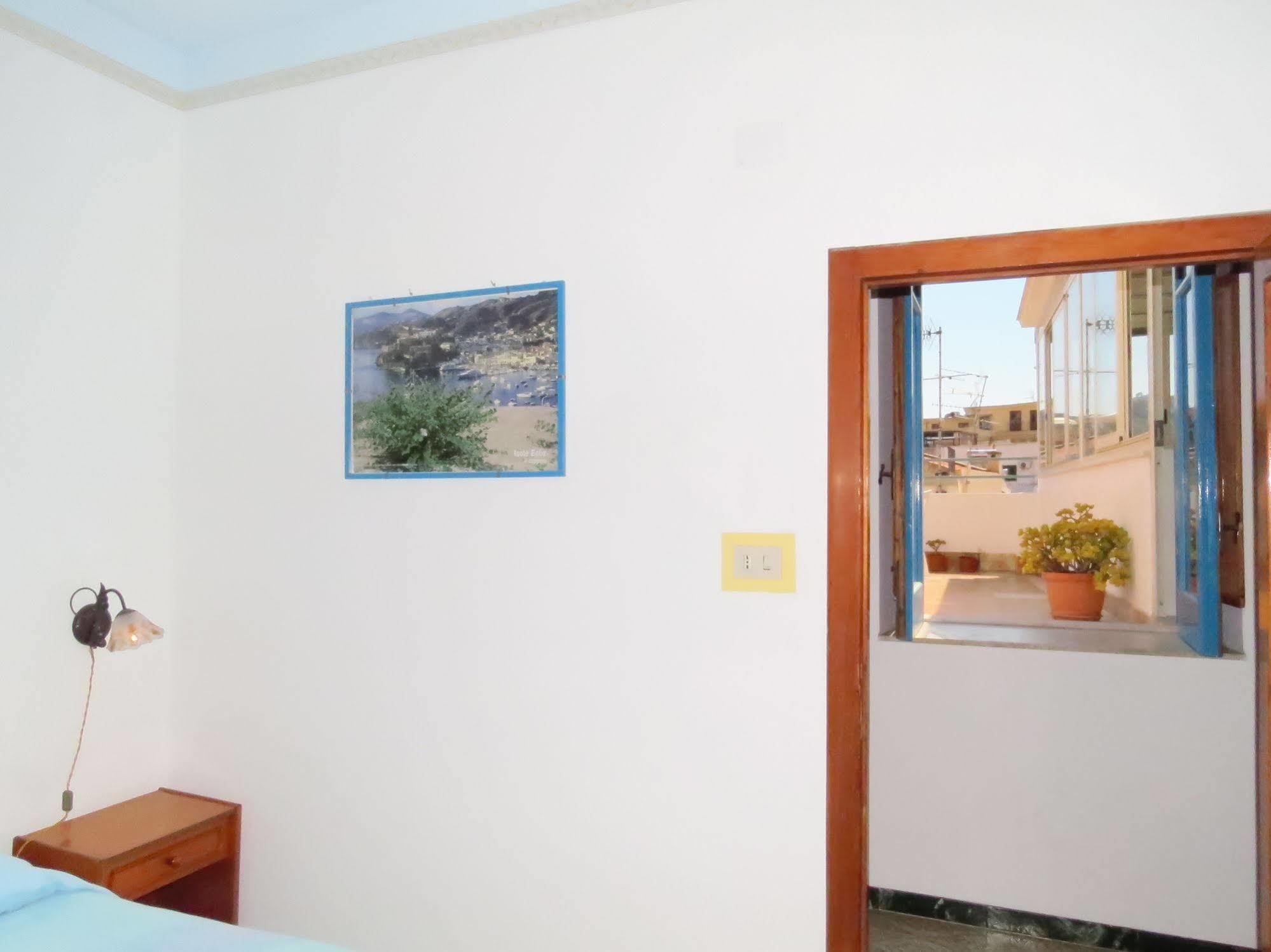 Casa Vittorio B&B Lipari  Bagian luar foto